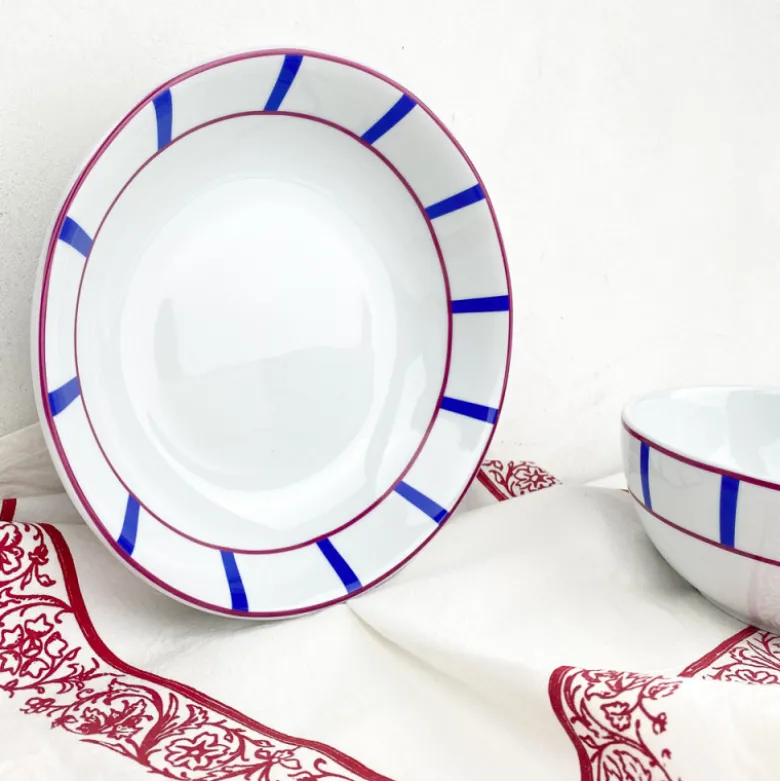 Assiette creuse basque rouge et bleue