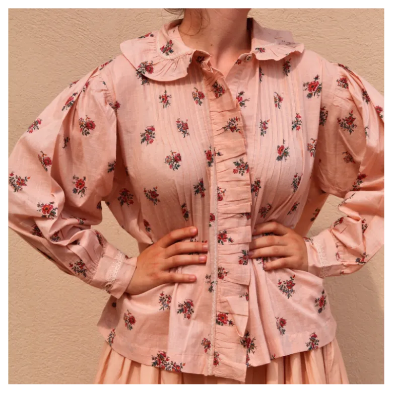Blouse rose à fleurs
