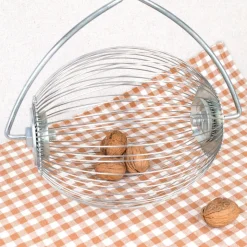 Boule ramasse noix