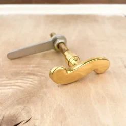 Bouton Clavette S en laiton