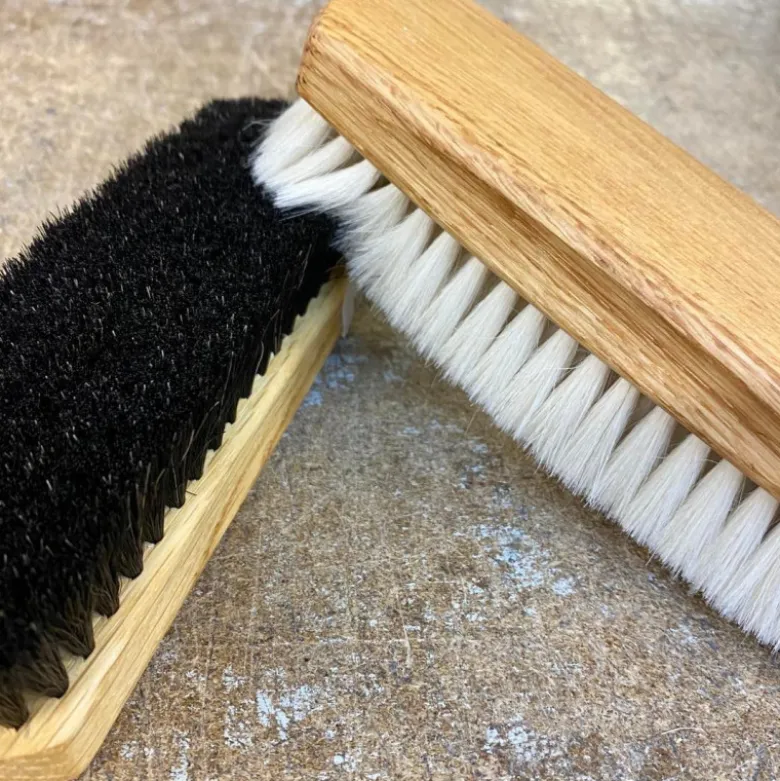 Brosse à lustrer