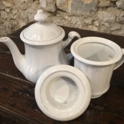 Cafetière en porcelaine