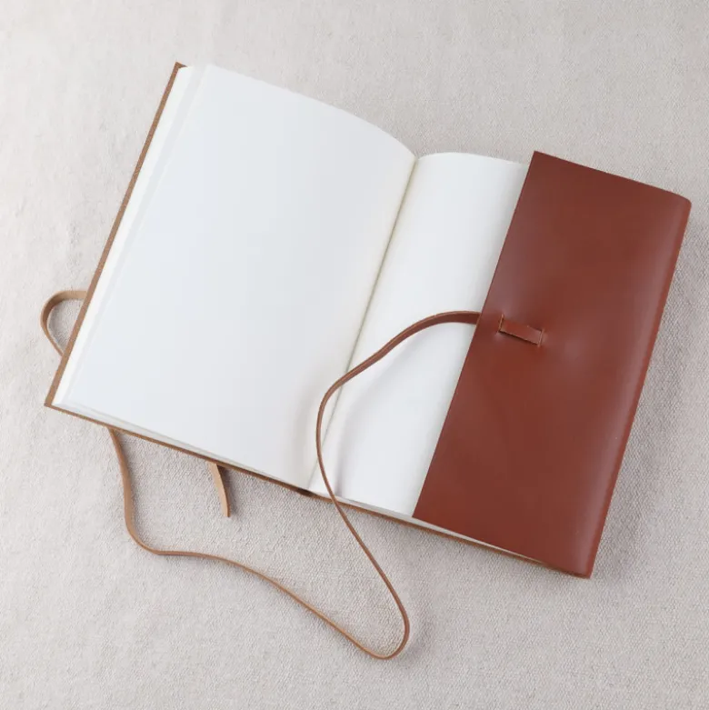 Carnet cuir aventure