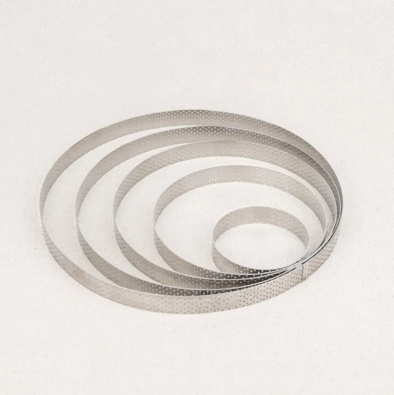 Cercle à tarte perforé en inox De Buyer