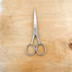 Ciseaux à moustache