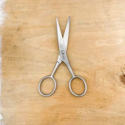 Ciseaux à moustache