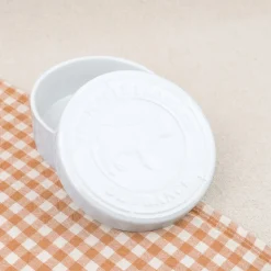 Cloche à camembert en porcelaine