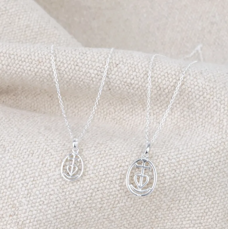 Collier Croix de Camargue argent entourée