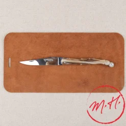 Couteau Laguiole en inox avec manche aile de pigeon en corne