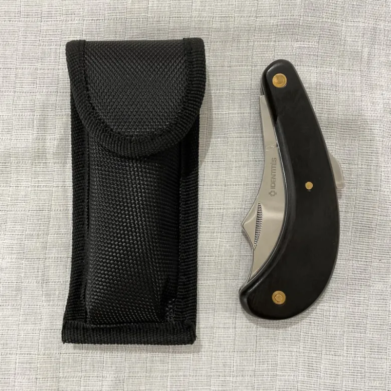 Couteau manchot