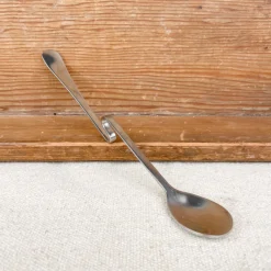 Cuillère à confiture coudée