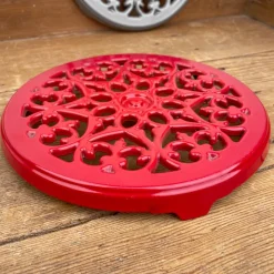 Dessous de plat en fonte rouge