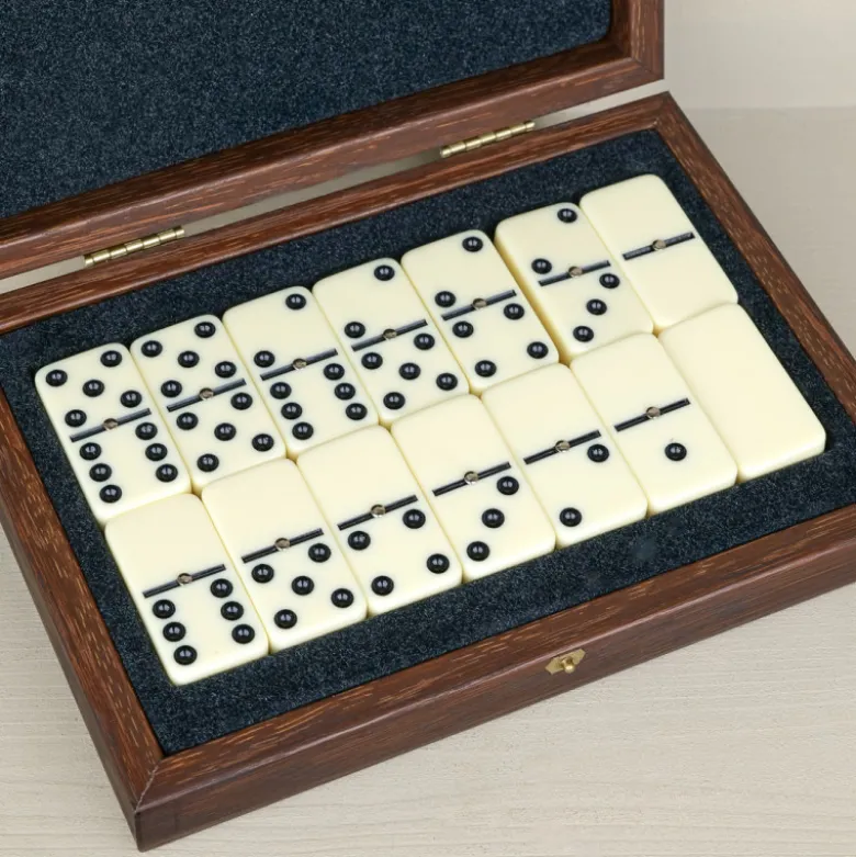 Dominos finition noyer