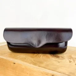 Etui à lunettes en cuir à rabat