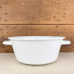 Grande passoire en émail blanc