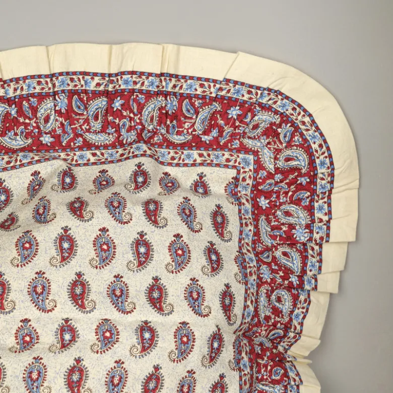 Housse de coussin à volant