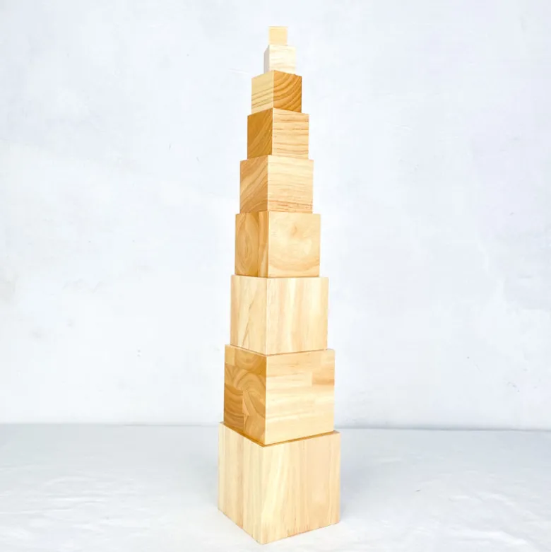 Jeu de la tour en bois