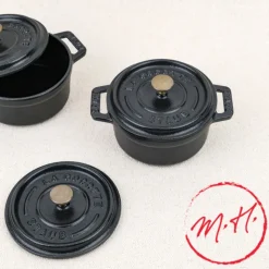 Mini cocotte en fonte Staub