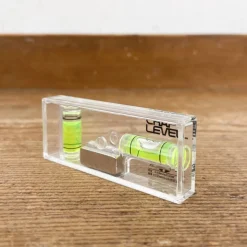 Mini niveau transparent avec aimant