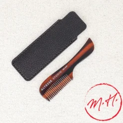 Peigne à barbe et moustache