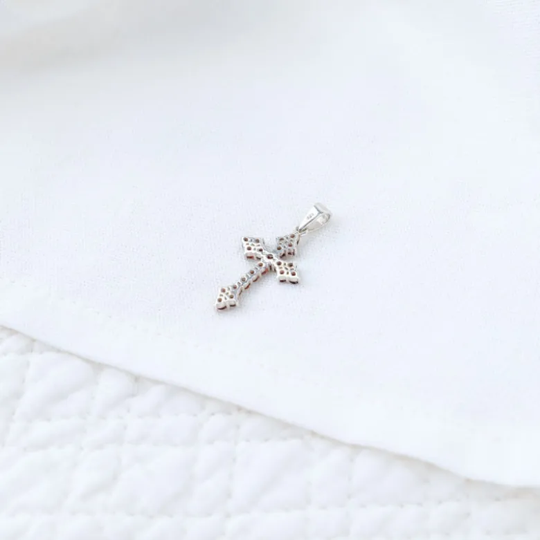 Pendentif croix Arlésienne en argent et grenats