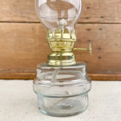 Petite lampe à pétrole verre et laiton
