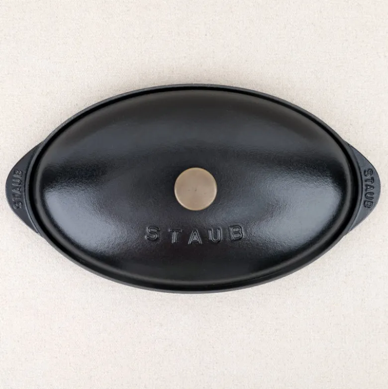 Plat de cuisson ovale en fonte Staub