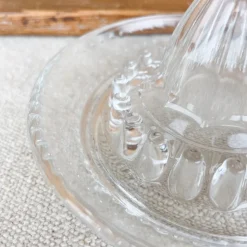 Presse-citrons en verre