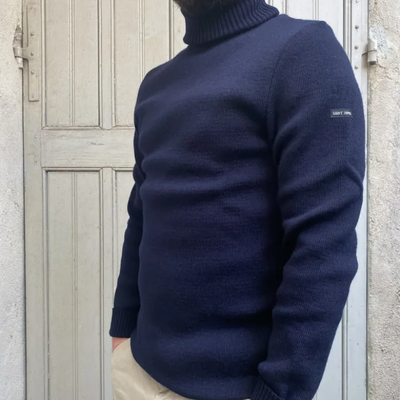 Pull col roulé marin
