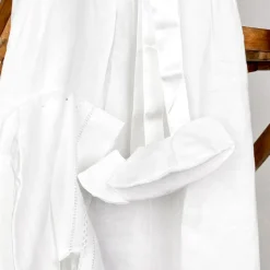 Robe de baptême avec béguin et chaussons