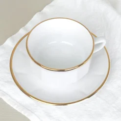 Tasse et soucoupe blanche filet or